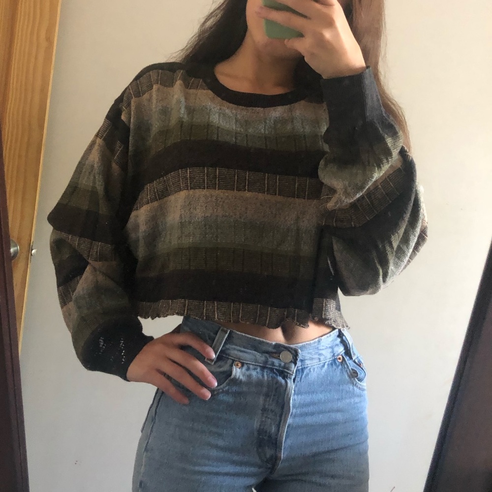 Vintage oversized crop sweater
